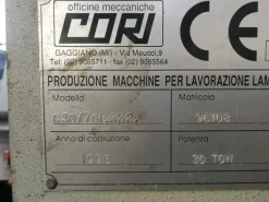 PUNZONATRICE CORIIDRAULICA30 TON