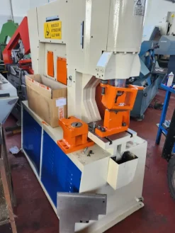 Punzonatrice lamiera multifunzione VEM Mod IW 60 s