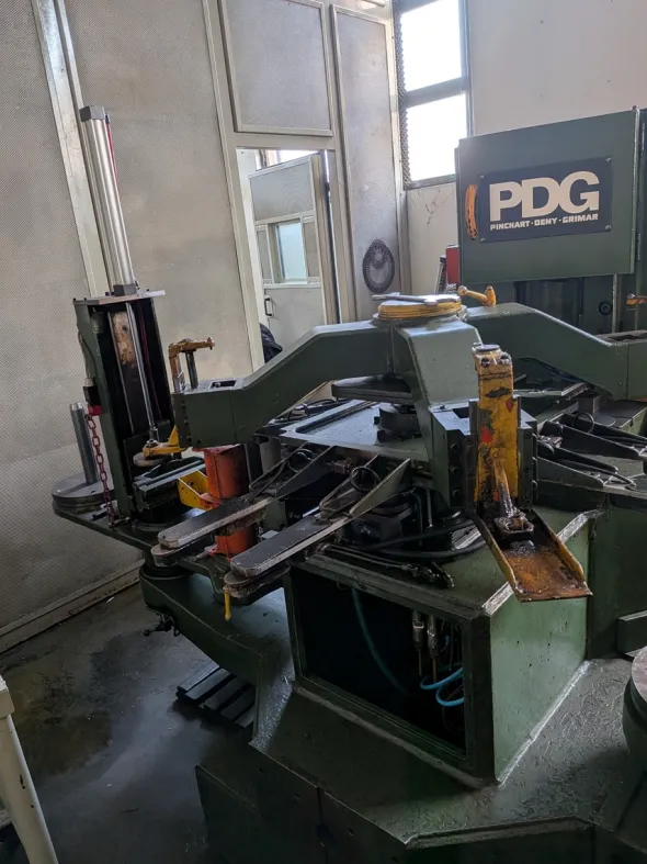 Punzonatrice PDG PEA 7-600