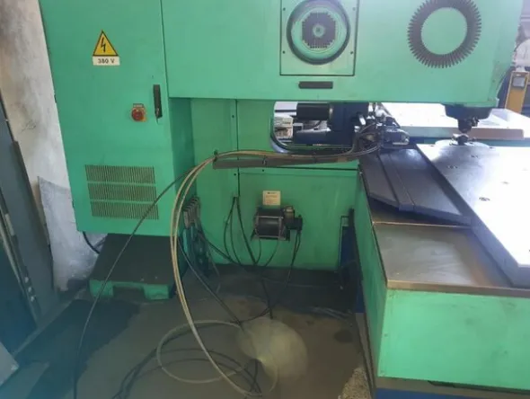 32#7404 Punzonatrice Tecnology Italiana srl