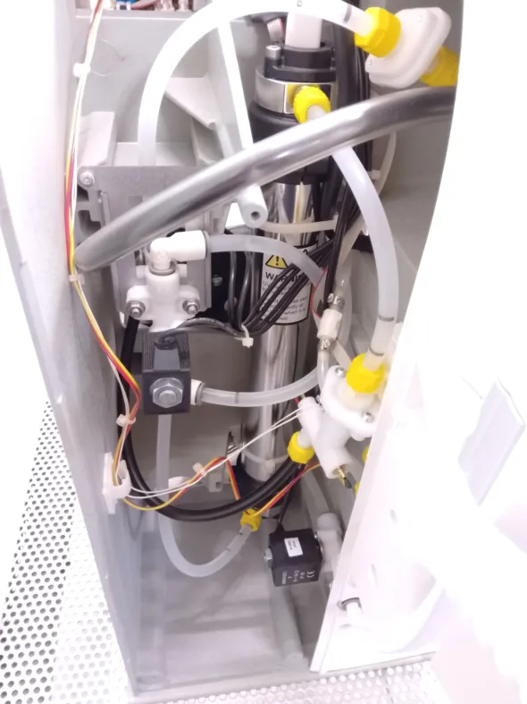 PURIFICATORE D'ACQUA - MILLIPORE (LAB-COMP-77)
