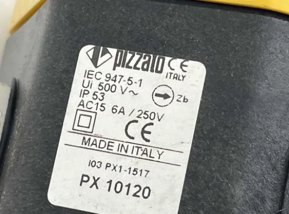 PX 10120 Pizzato Interruttore a pedale singolo