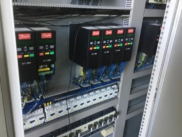 86#8549 Quadri elettrici