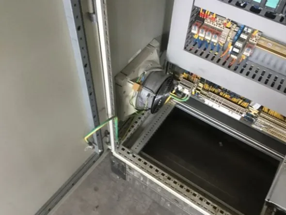 86#8549 Quadri elettrici