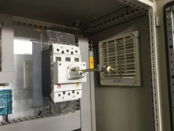 86#8549 Quadri elettrici
