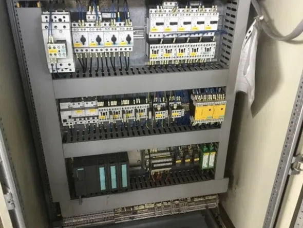 86#8549 Quadri elettrici