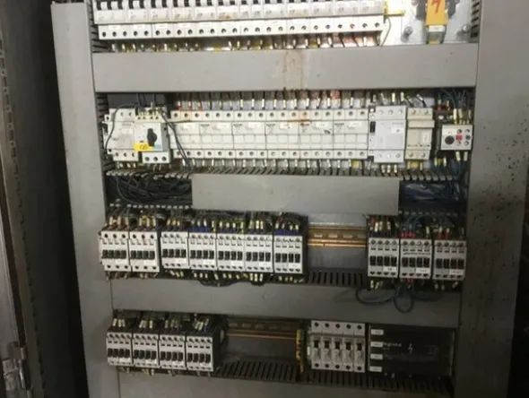 86#8549 Quadri elettrici
