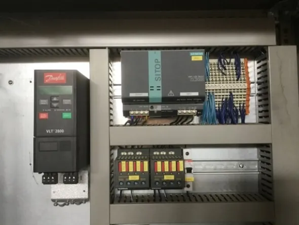 86#8549 Quadri elettrici