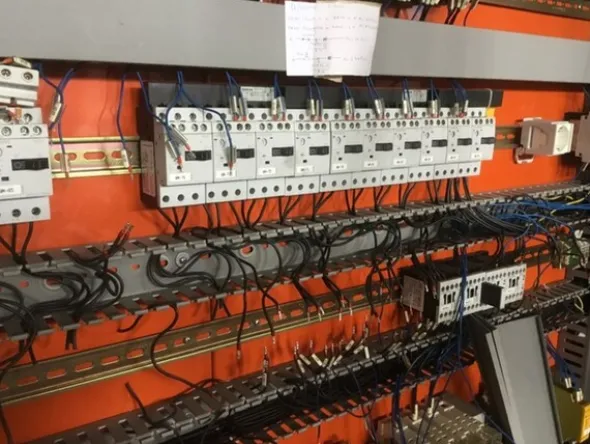 86#8549 Quadri elettrici