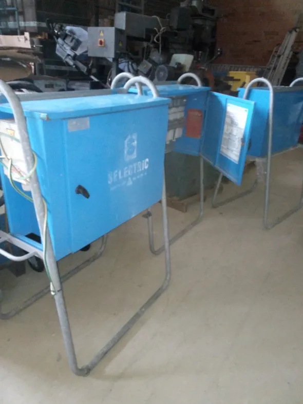 QUADRI ELETTRICI DA CANTIERE USATI