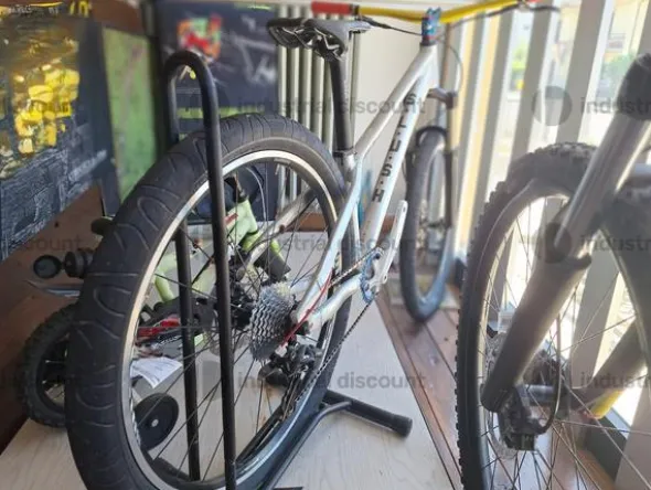 14#10154 Quattro mountain bike