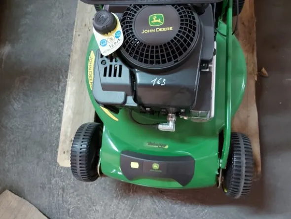 163#7892 Rasaerba John Deere