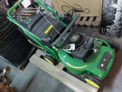 163#7892 Rasaerba John Deere