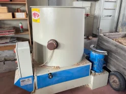 R16-01-1160Bricchettatrice per legno marca Comafer