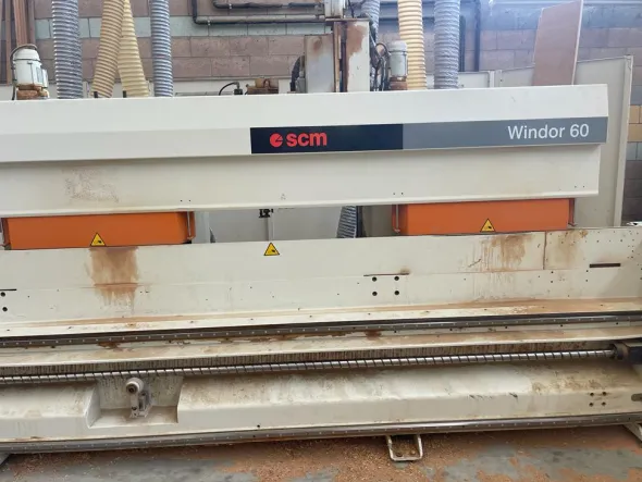 R37-04-1643Centro di lavoro SCM Windor 60
