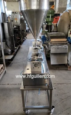 REF-2397 DOSATRICE VOLUMETRICA PER LIQUIDI 1 PISTONE