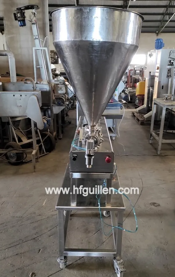 REF-2397 DOSATRICE VOLUMETRICA PER LIQUIDI 1 PISTONE