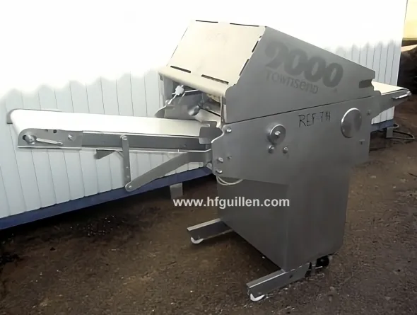 REF-714 SCOTENNATRICE PER CARNE TOWNSEND 9000