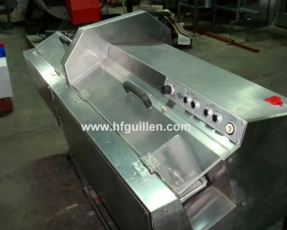 REF-1027 TAGLIACOTOLETTE CRM