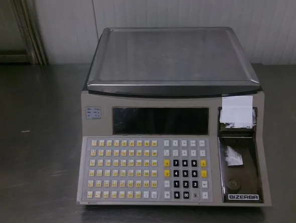 5#3161 Reggiatrice Jia-In-Industry e clippatrice Poly Clip System