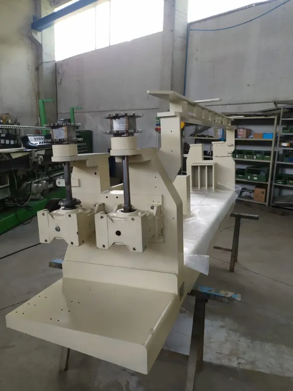 Rettilinea Lattuada TL 10 AV
