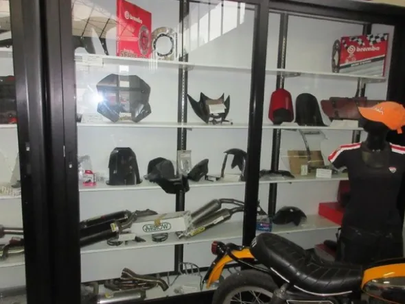 1#4144 Ricambi e accessori moto
