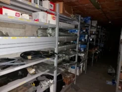 3#6270 Ricambi e accessori per autofficina