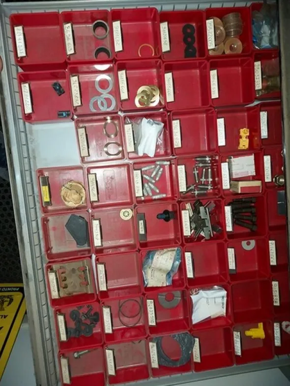 3#6270 Ricambi e accessori per autofficina