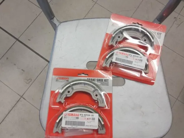 4#6138 Ricambi e accessori per moto Ferodo e Yamaha