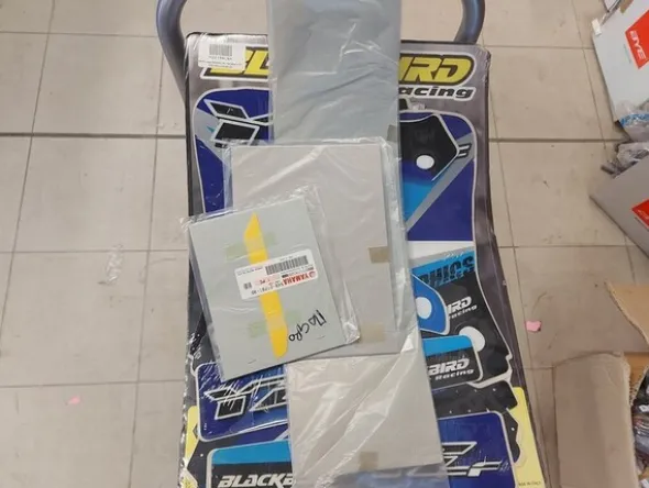 4#6138 Ricambi e accessori per moto Ferodo e Yamaha