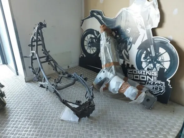 4#6138 Ricambi e accessori per moto Ferodo e Yamaha