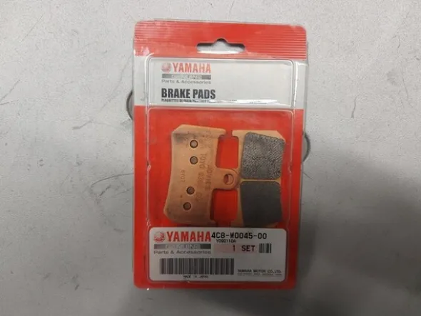 4#6138 Ricambi e accessori per moto Ferodo e Yamaha
