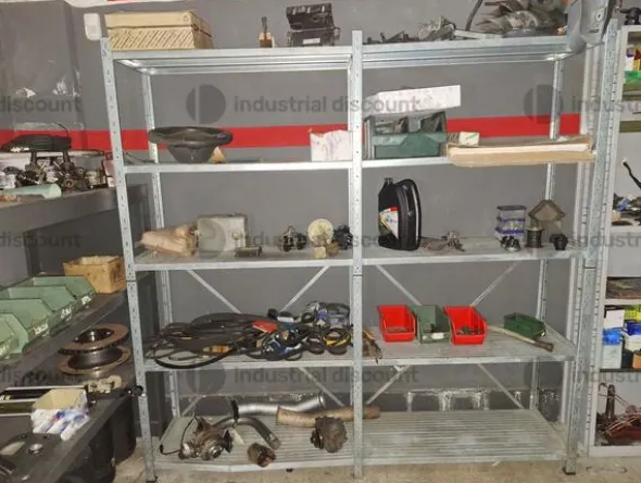 9#8861 Ricambi e attrezzature officina