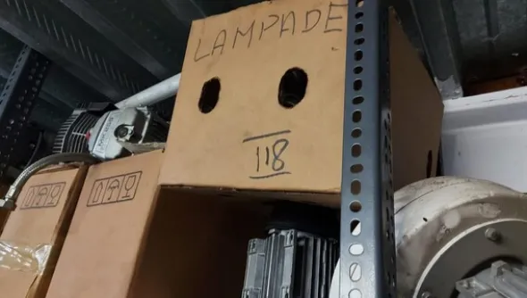 41#6222 Ricambi elettrici ed oleodinamici