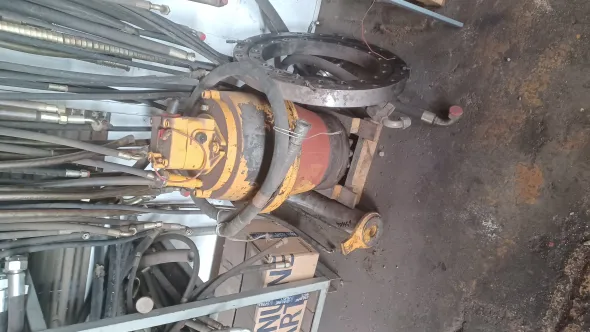Ricambi nuovi e usati originali LIEBHERR