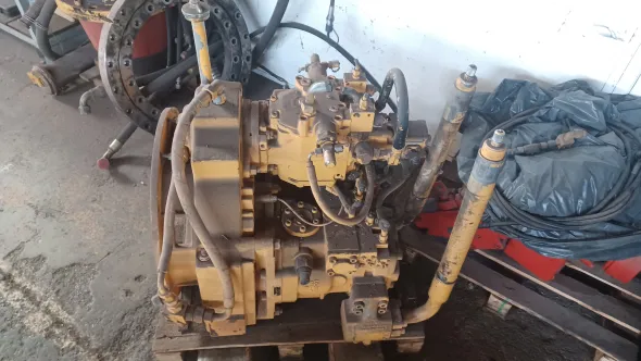 Ricambi nuovi e usati originali LIEBHERR