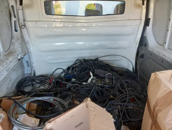 3#7636 Ricambi per auto e moto