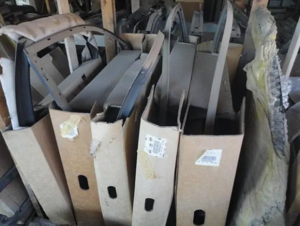 4#3820 Ricambi per autovettura per Fiat e MG rover