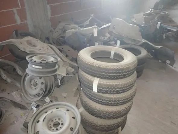 4#3820 Ricambi per autovettura per Fiat e MG rover