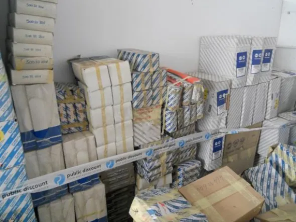 2#3820 Ricambi per autovettura per Fiat e MG rover