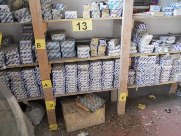 2#3820 Ricambi per autovettura per Fiat e MG rover
