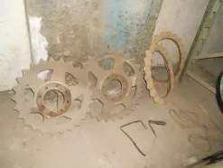 13#4637 Ricambi per macchine agricole