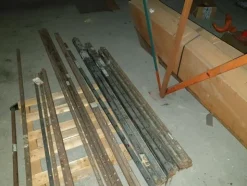 22#4637 Ricambi per trattori e mietitrebbie