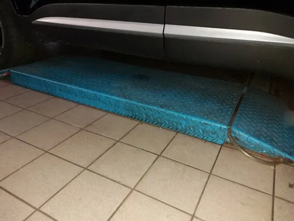 1#8013 Ricambi Volvo e attrezzature da officina