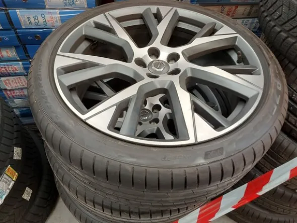 1#8013 Ricambi Volvo e attrezzature da officina