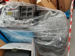 1#8013 Ricambi Volvo e attrezzature da officina