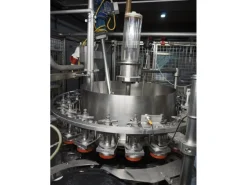 Riempitrice FMC a vuoto per lattine e vasetti