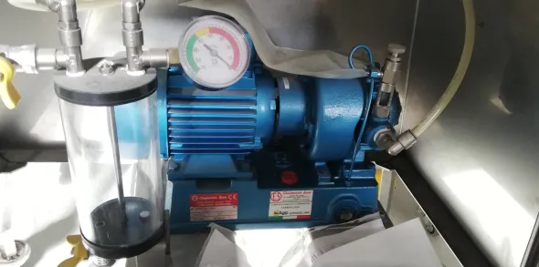 RIEMPITRICE PNEUMATICA A 4 BECCHI