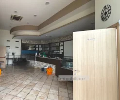 Rif. 26/I103 - Locale commerciale per bar tavola calda