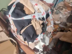 2#8463 Rimanenze di magazzino di tessuti, pellami e altri articoli per calzature